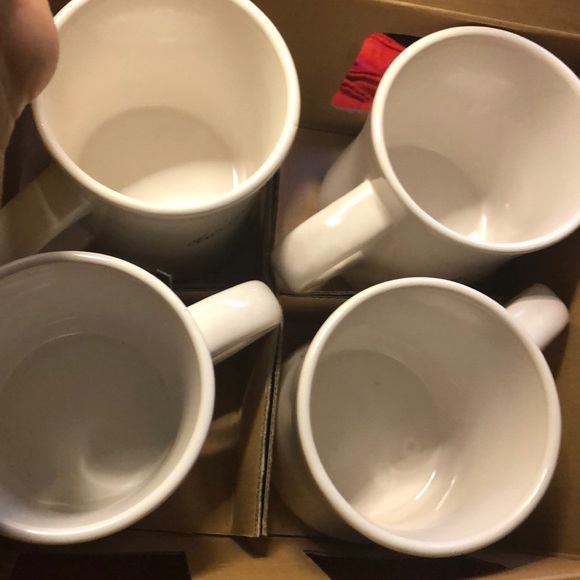 NEW SET OF FOUR 4 CERAMIC ELVIS PRESLEY SKETCHES - Picture 3 of 8